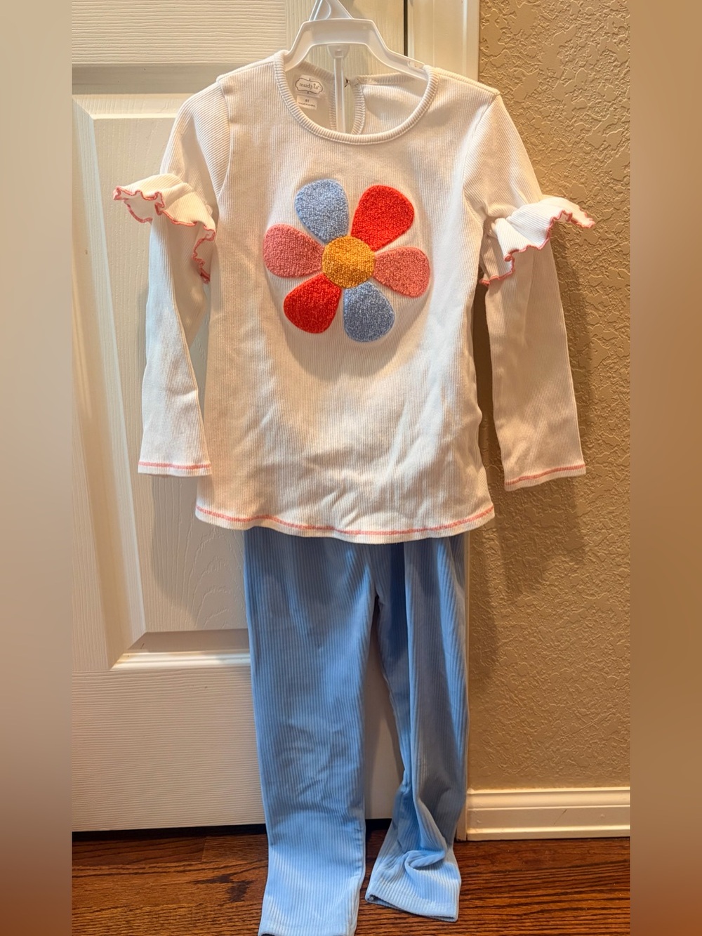Mud Pie White Top with Multicolor Flower and Light Blue Pants Kids outfit Set